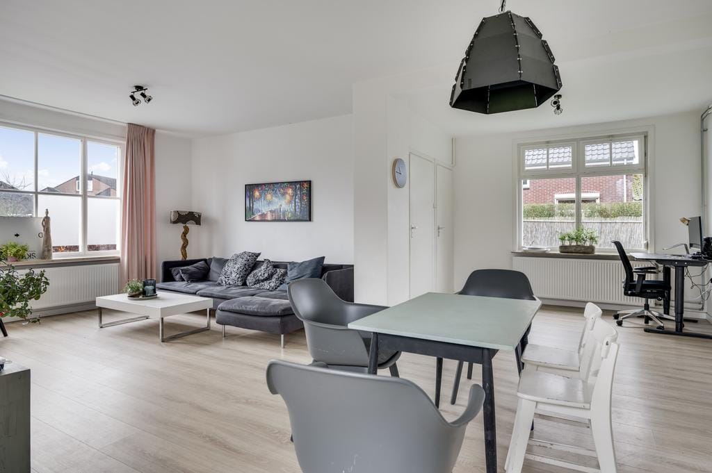 Foto 10 van Burg. Greijmansstraat 12