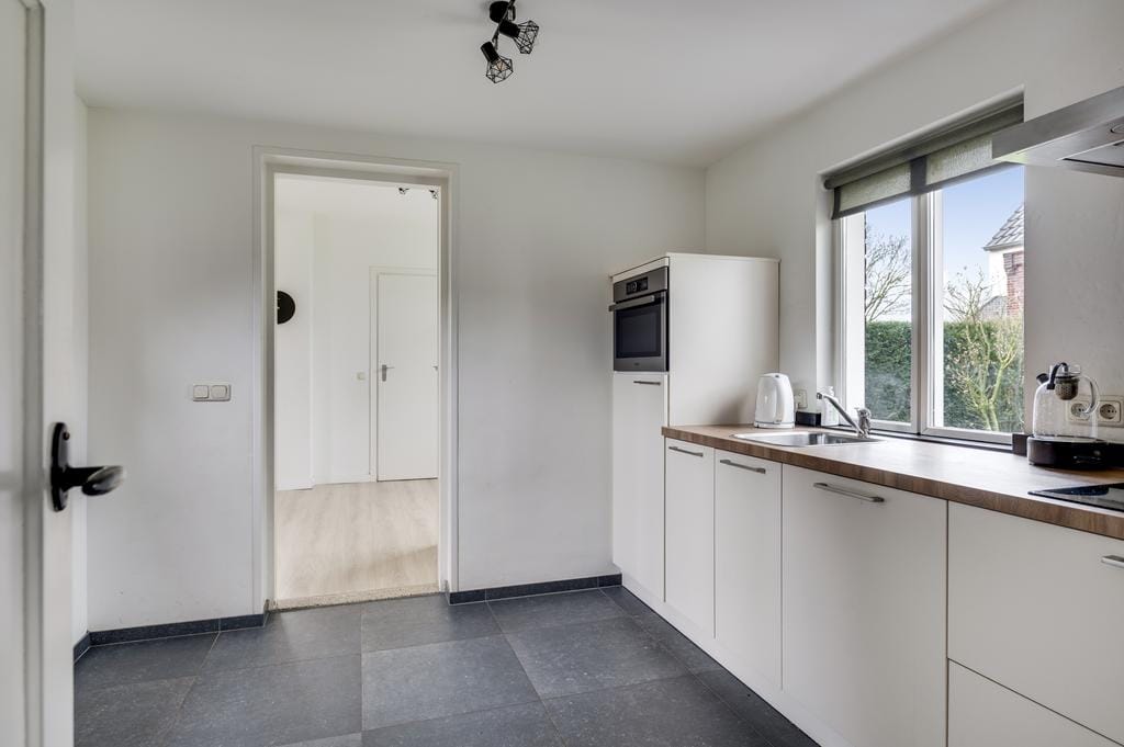 Foto 13 van Burg. Greijmansstraat 12