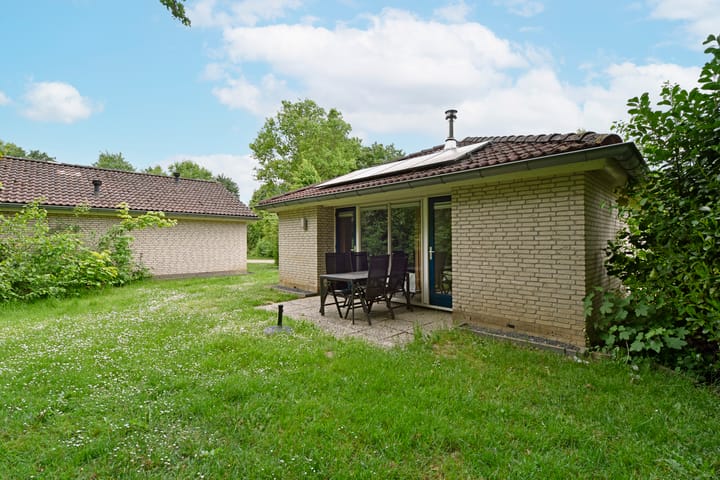 Foto 2 van Landweerswal 2-028