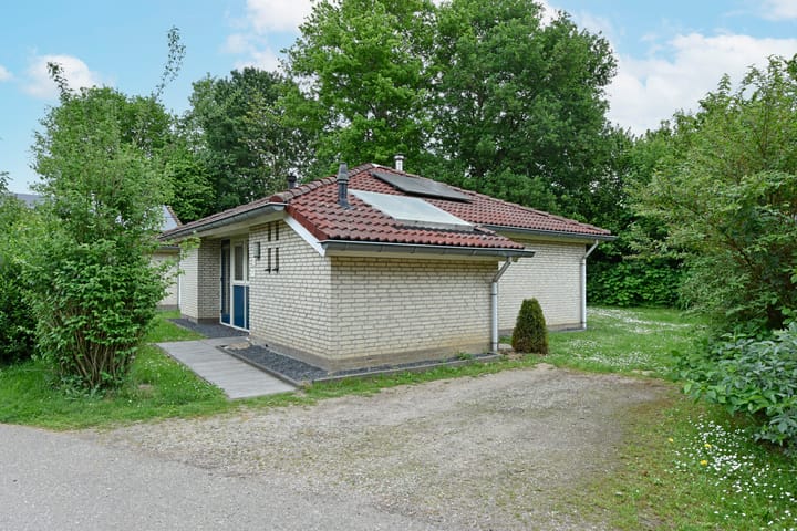 Foto 3 van Landweerswal 2-028