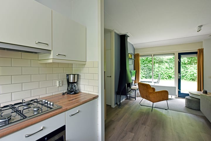 Foto 12 van Landweerswal 2-028