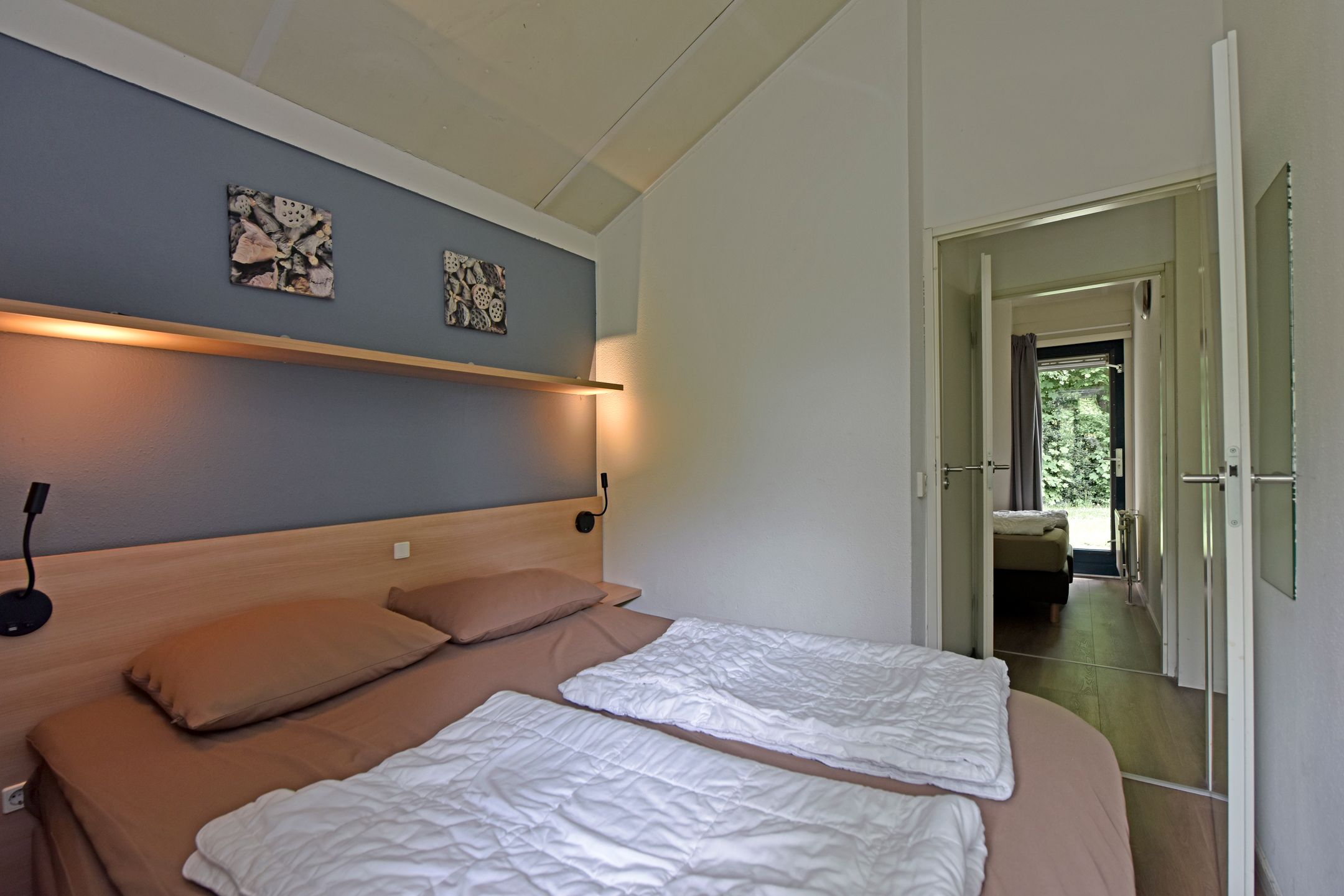 Foto 18 van Landweerswal 2-028