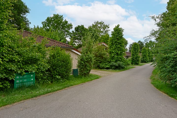 Foto 21 van Landweerswal 2-028