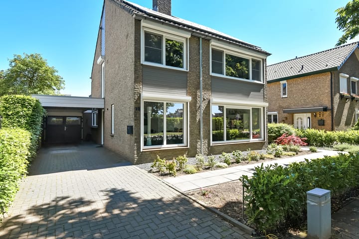 Foto 40 van Schubertstraat 12