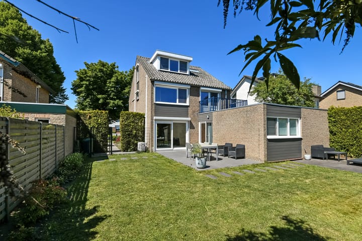 Foto 45 van Schubertstraat 12