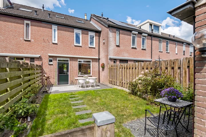 Foto 1 van Bernhardlaan 16