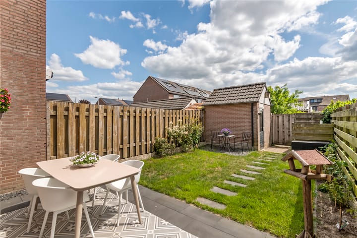 Foto 29 van Bernhardlaan 16