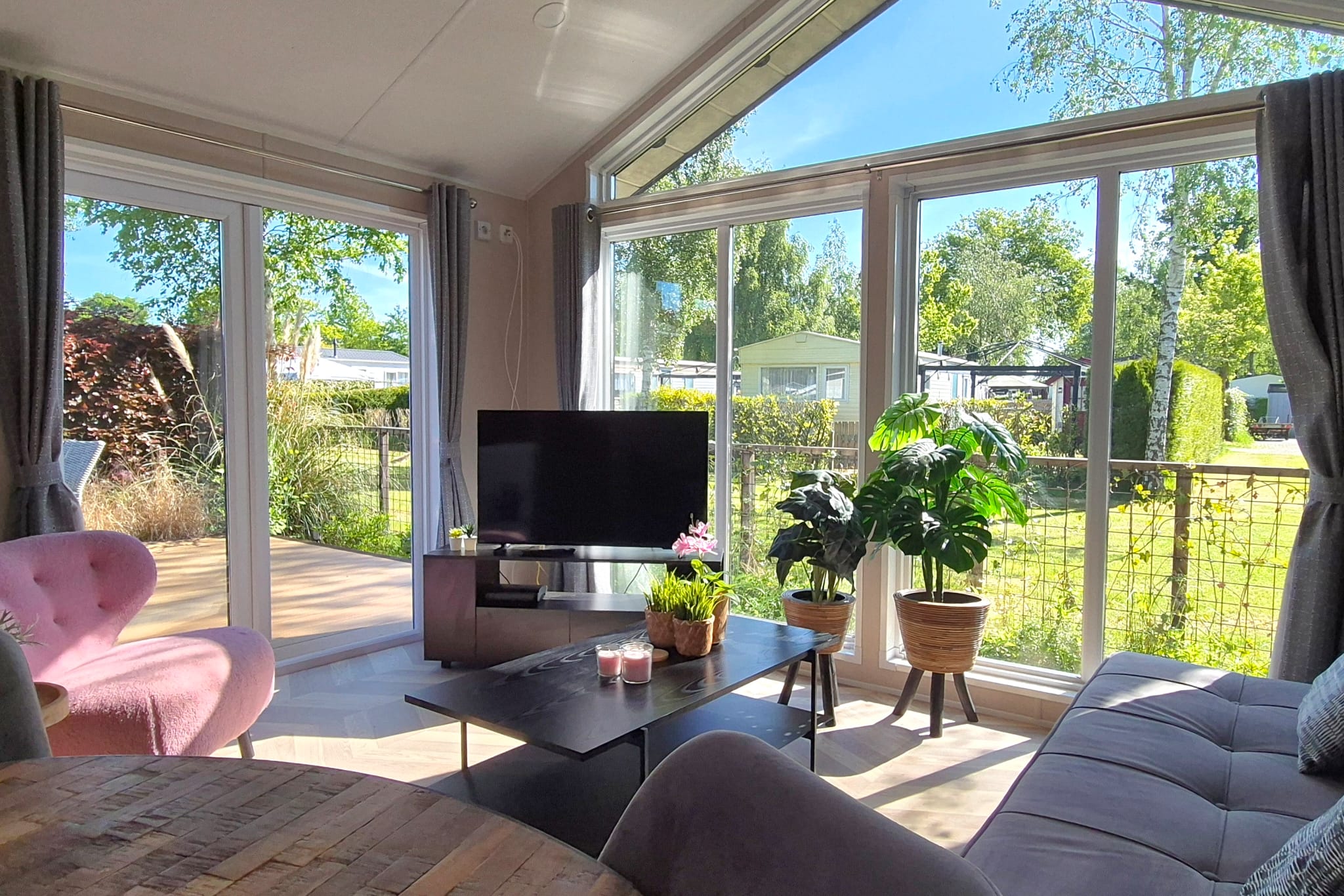 Foto 6 van Harremaatweg 26-D17