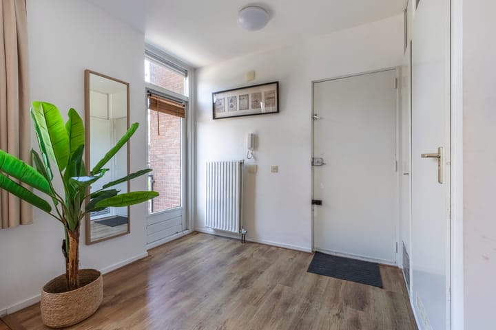 Foto 12 van Wagenaarstraat 316