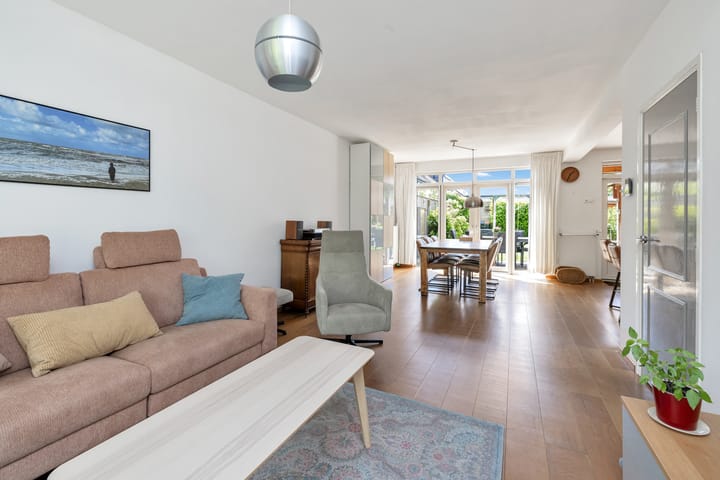 Foto 7 van Vincent van Goghlaan 8