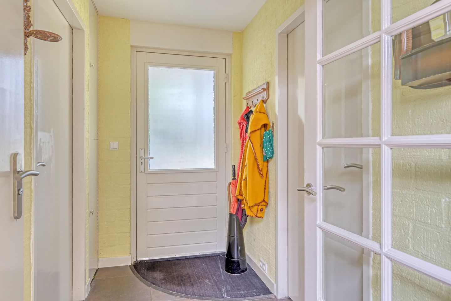 Photo 5 of Grove Den 4