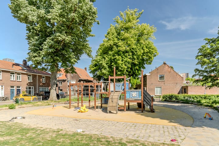 Photo 43 of Eikstraat 52