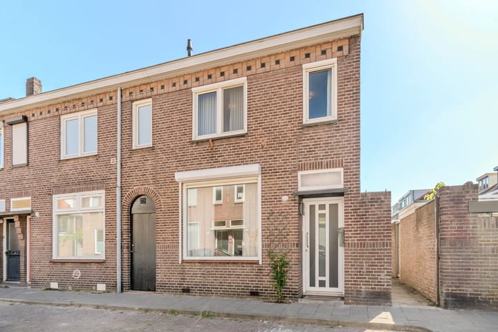 Photo 46 of Eikstraat 52