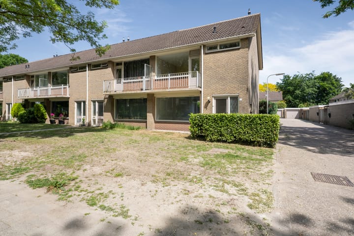 Foto 1 van Deken Koopmanslaan 33