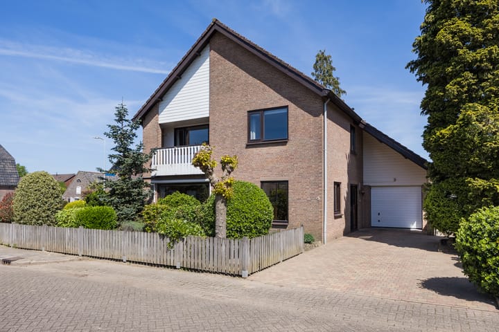 Photo 1 of Molenkolkweg 8