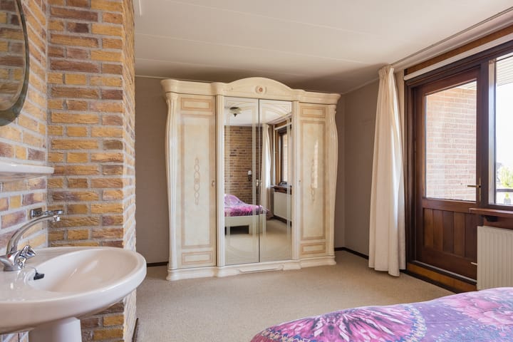 Photo 21 of Molenkolkweg 8