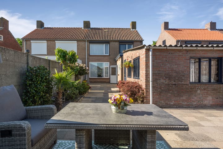 Foto 7 van Karolinastraat 18