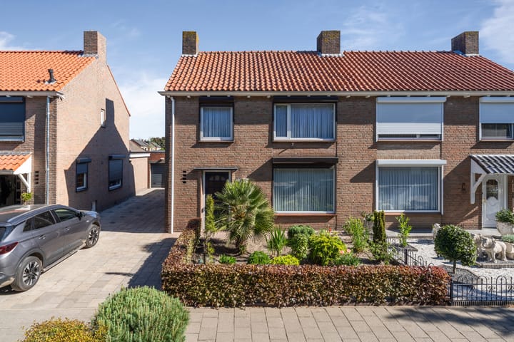 Foto 8 van Karolinastraat 18