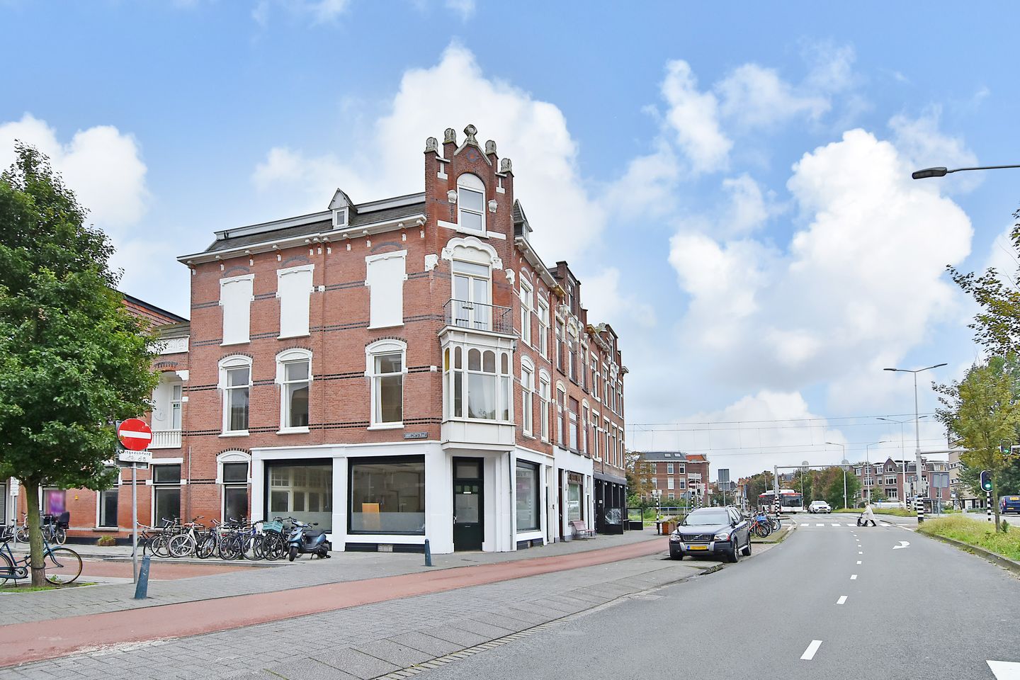 Photo 25 of Groot Hertoginnelaan 198