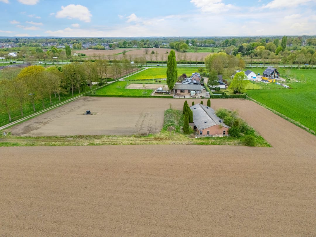 Photo 11 of Weg door de Plas 14-A