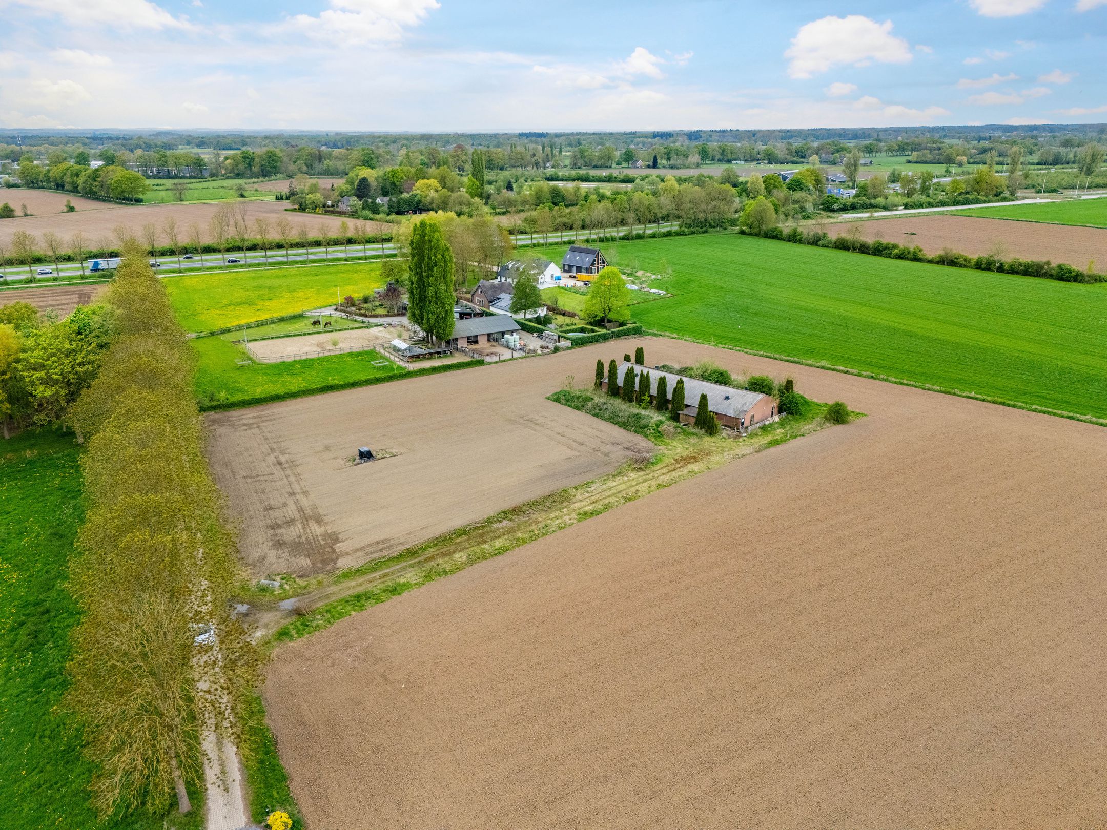 Photo 12 of Weg door de Plas 14-A