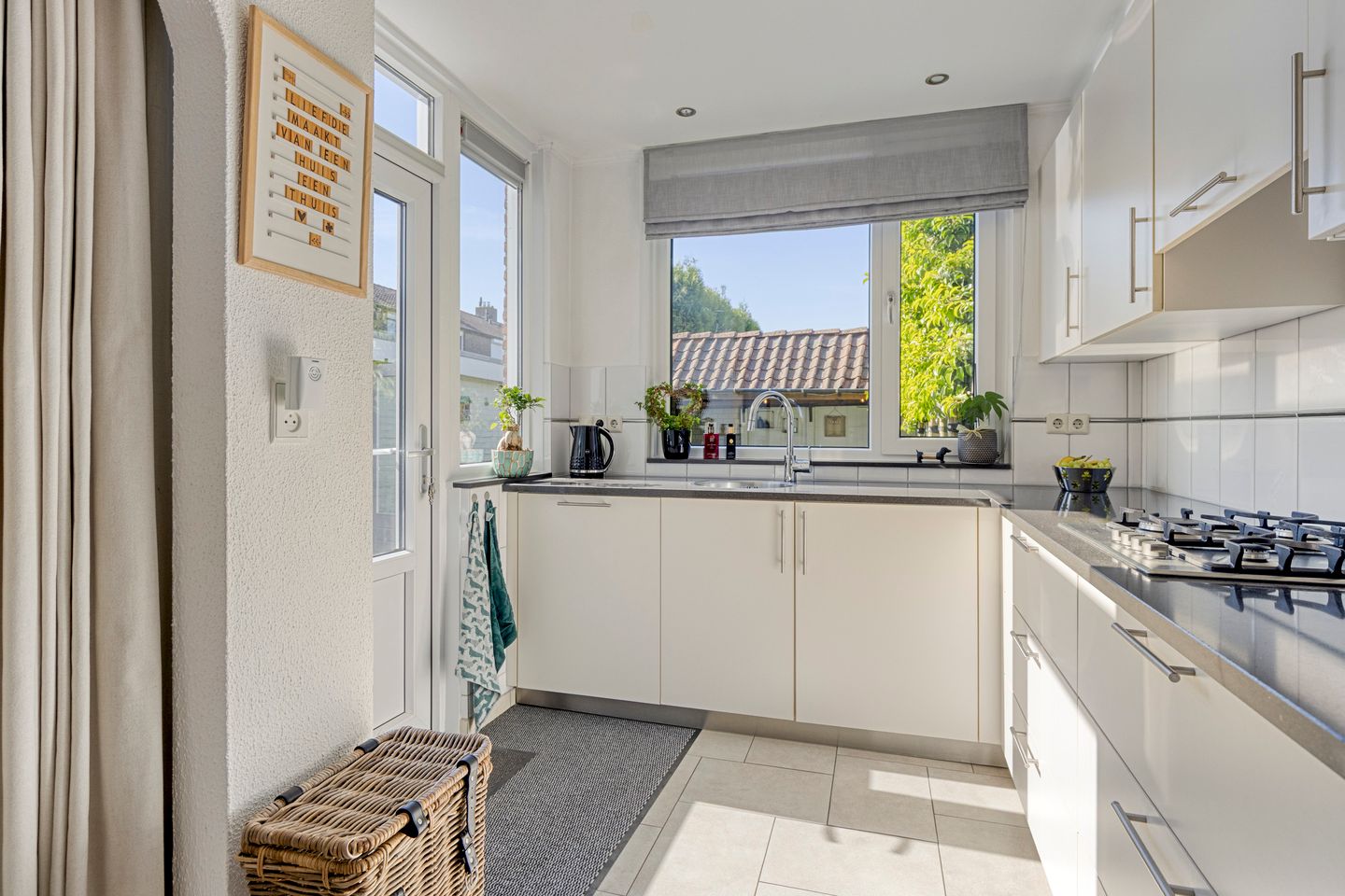 Photo 5 of Ledderkenstraat 8