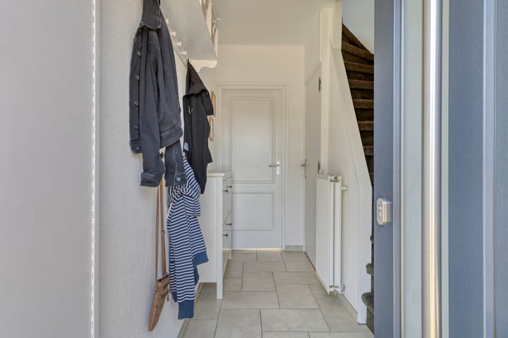 Photo 10 of Ledderkenstraat 8