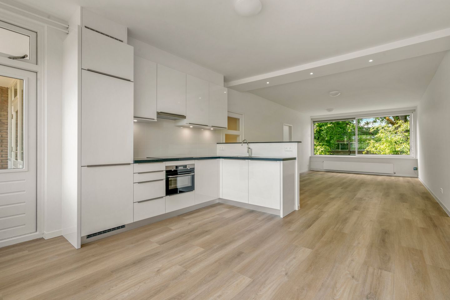 Foto 10 van Willem van Weldammelaan 66