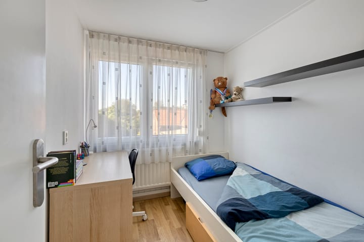 Photo 29 of Ledderkenstraat 8