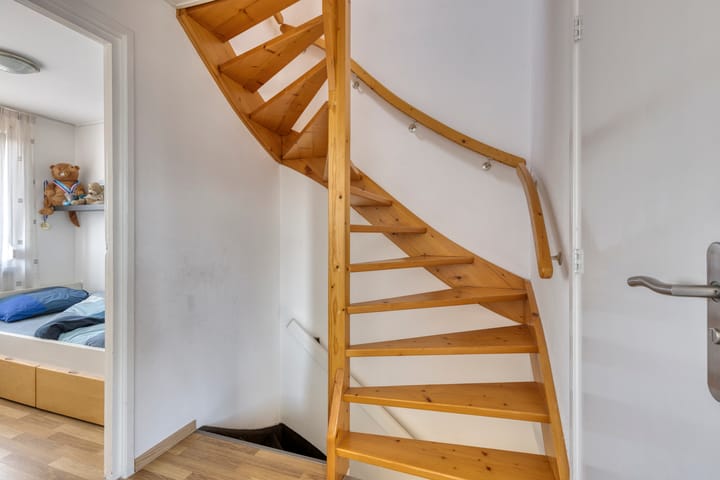 Photo 30 of Ledderkenstraat 8