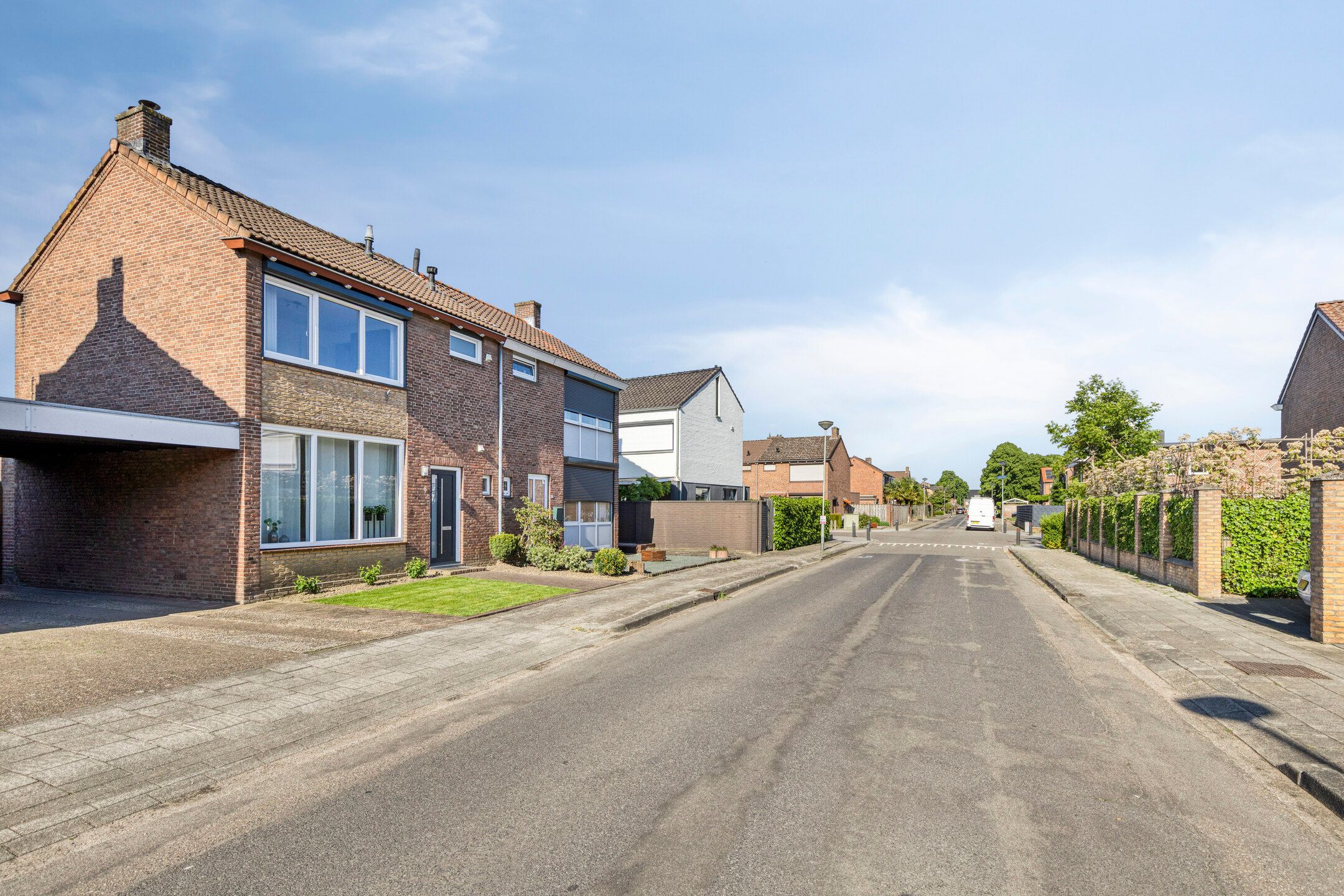 Photo 33 of Ledderkenstraat 8