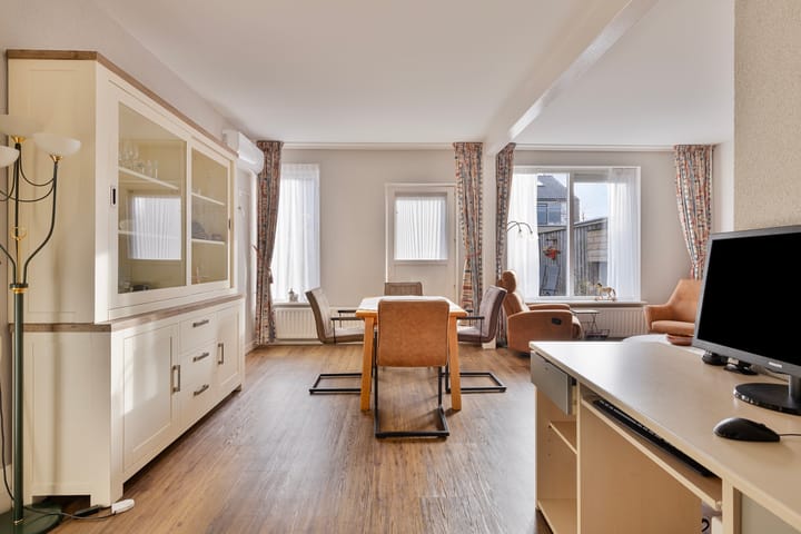 Foto 2 van Saturnus 28