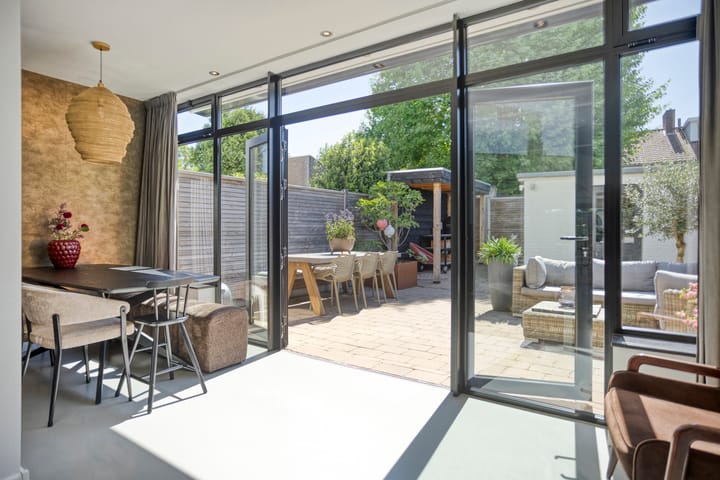 Foto 40 van Piuslaan 117