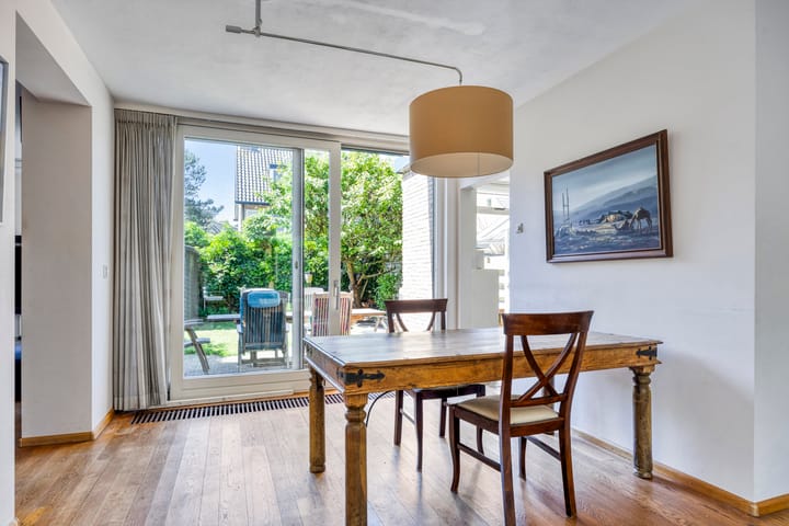 Foto 9 van Aasdomstraat 1