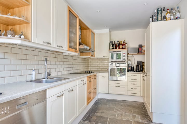 Foto 11 van Aasdomstraat 1