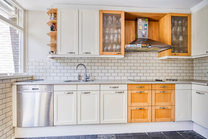 Foto 13 van Aasdomstraat 1