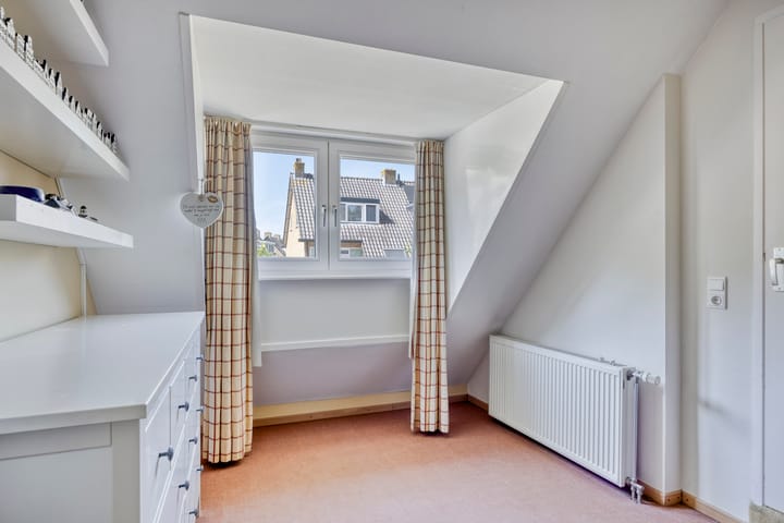 Foto 21 van Aasdomstraat 1