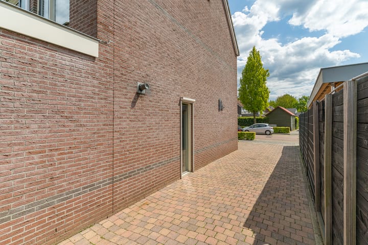 Foto 7 van Ds. van Gilstweg 14