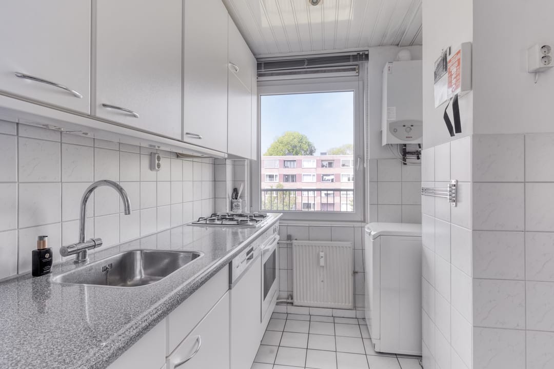 Photo 11 of Fluitekruidweg 160