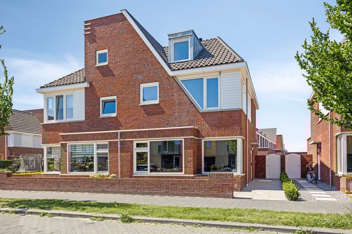 Bekijk foto van Wieringenlaan 102