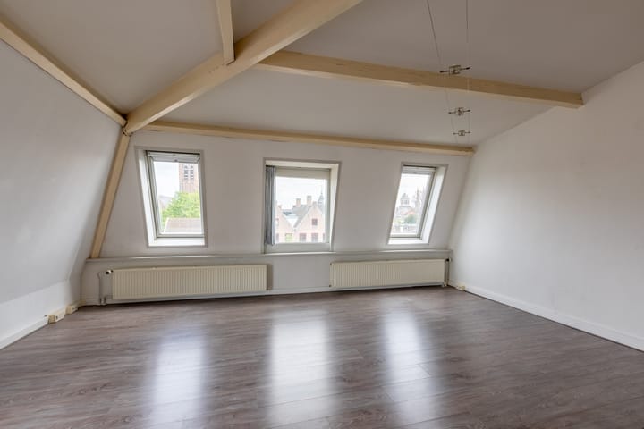 Foto 12 van Singelstraat 1-C