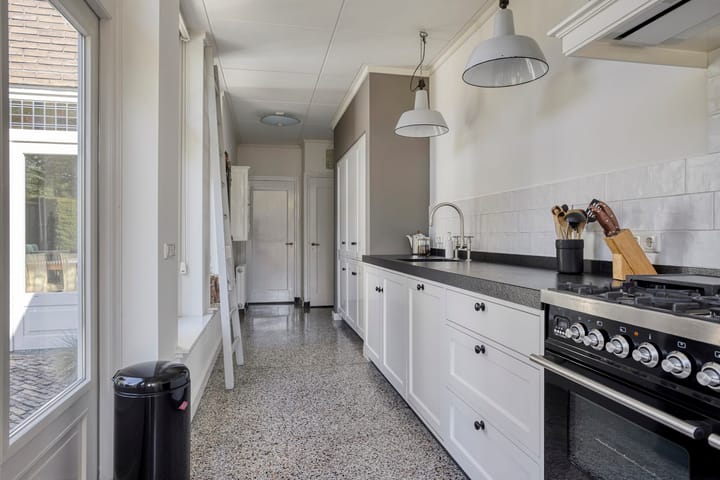 Photo 19 of Gronausestraat 40