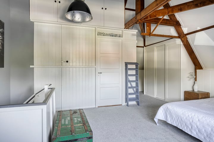 Photo 32 of Gronausestraat 40