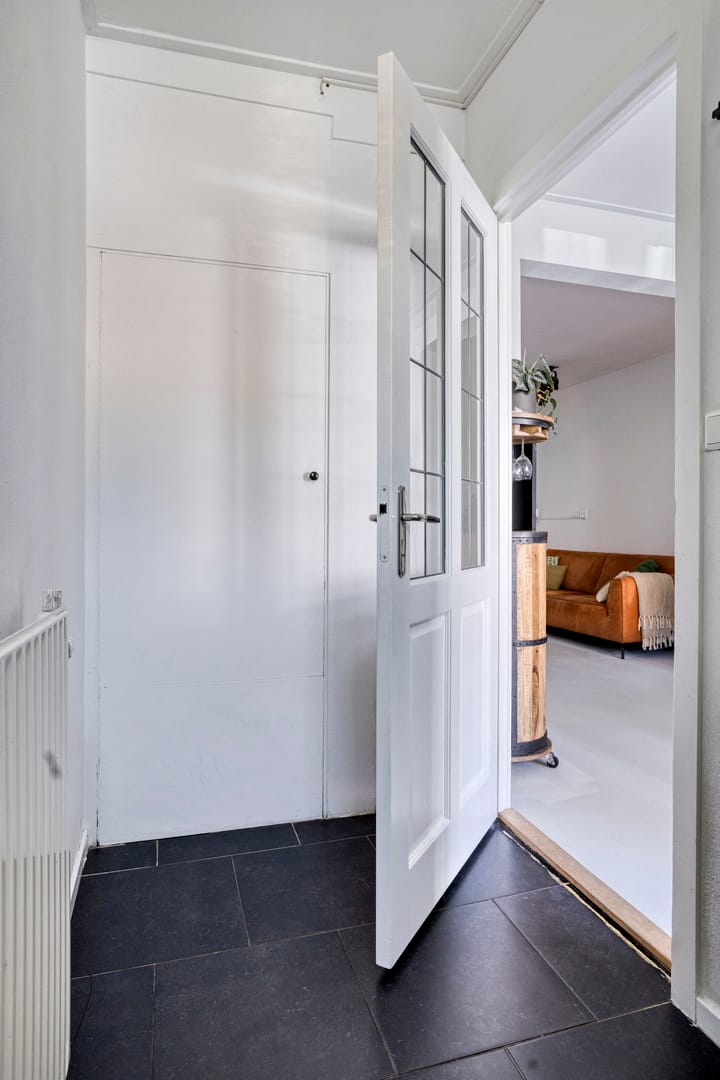 Foto 7 van Helper Westsingel 6