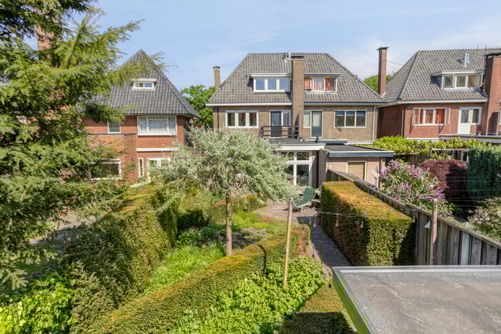 Photo 41 of Gronausestraat 40