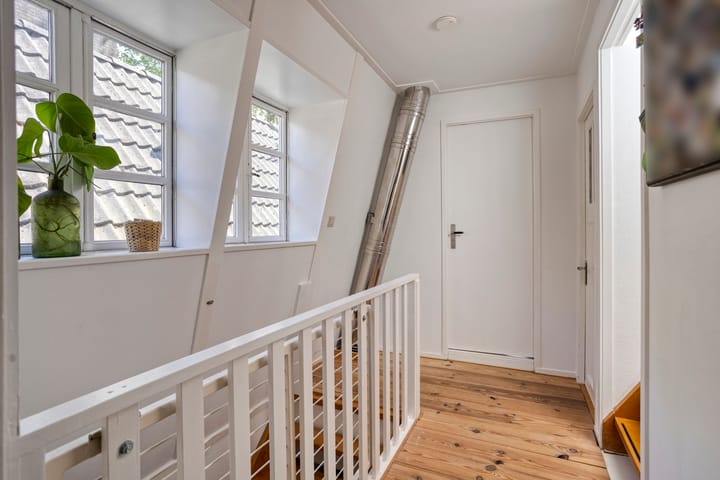 Foto 30 van Helper Westsingel 6