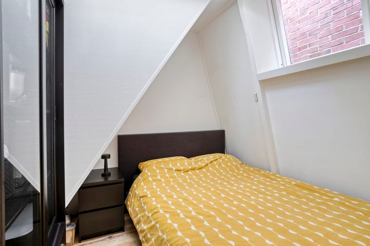 Foto 37 van Helper Westsingel 6