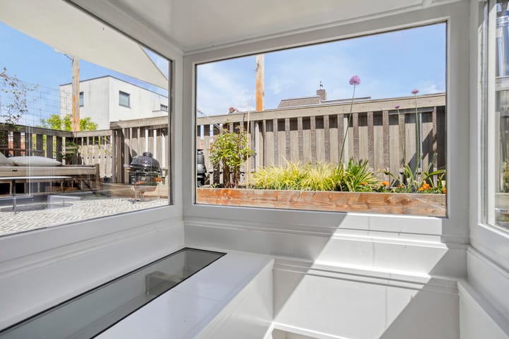 Foto 48 van Helper Westsingel 6