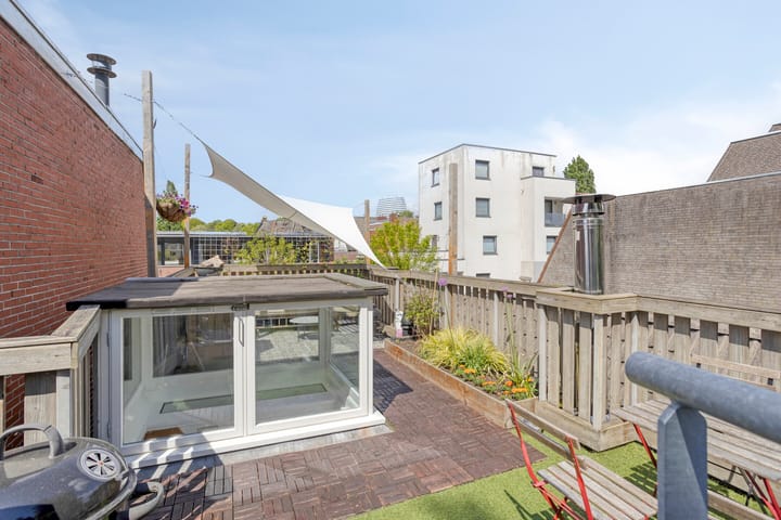 Foto 54 van Helper Westsingel 6