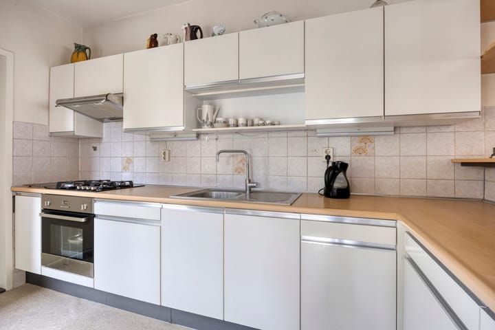 Foto 15 van Middenweg 139